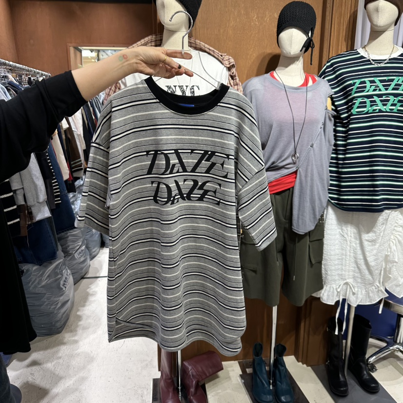 AMOUR直郵韓國代購女裝新品熱賣休閑職業25春夏真品時尚T恤AMOURT恤圖色2