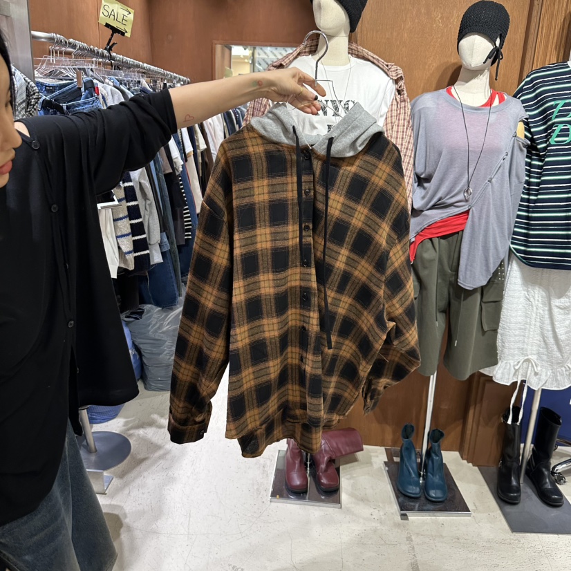 AMOUR韓國直郵東大門代購女裝新品休閑真品職業時尚襯衫蕾絲衫AMOUR襯衫/蕾絲衫圖色4