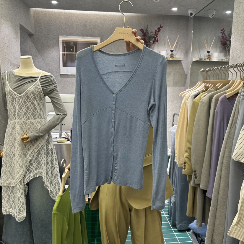 BABYTOUCH韓國直郵女裝新品推薦人氣25春夏真品長袖T恤開襟衫BABYTOUCH長袖T恤圖色2