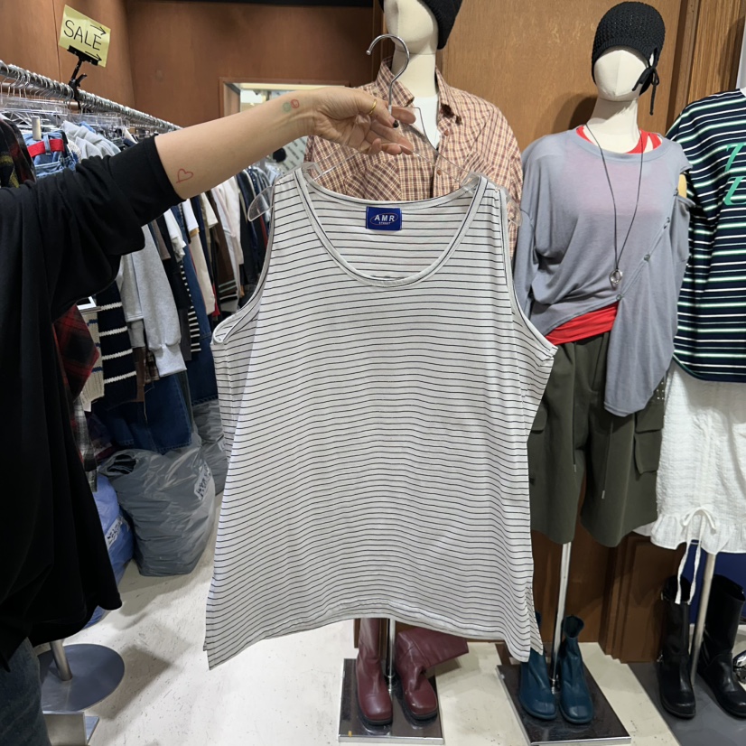 AMOUR直郵韓國代購女裝新品時尚推薦休閑熱賣人氣25春夏吊帶背心AMOUR吊帶/背心圖色2