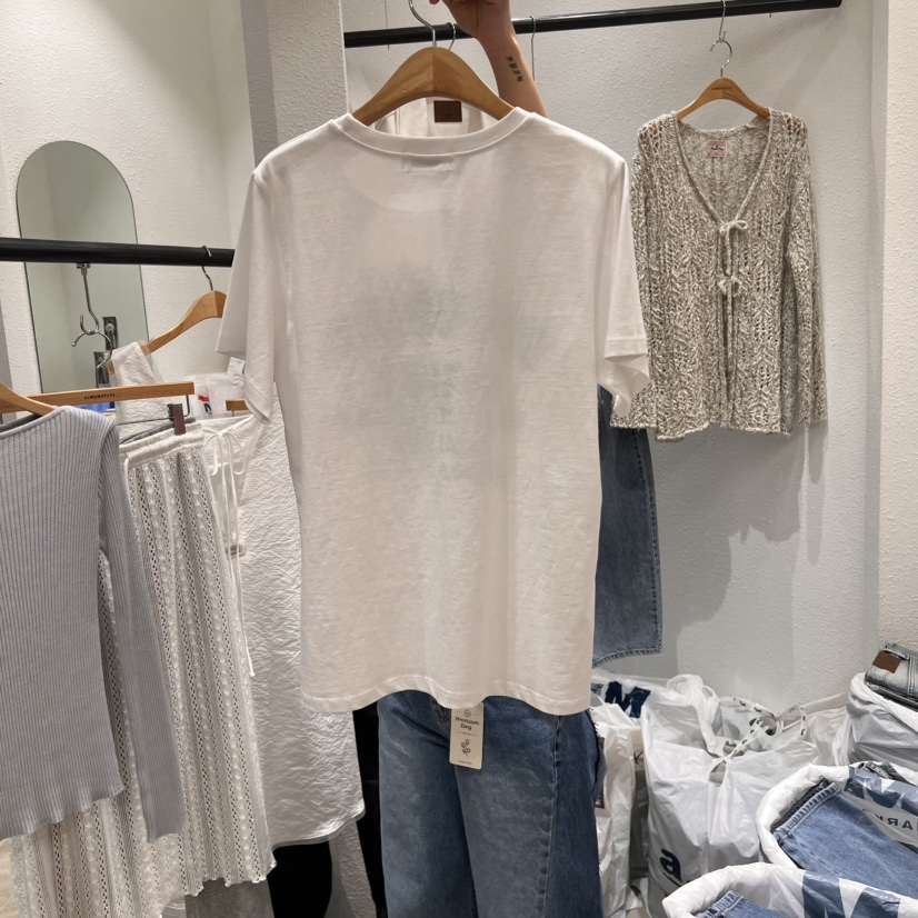 ALMOND PEPE韓國直郵東大門代購女裝新品人氣25春夏T恤復古ALMOND PEPET恤