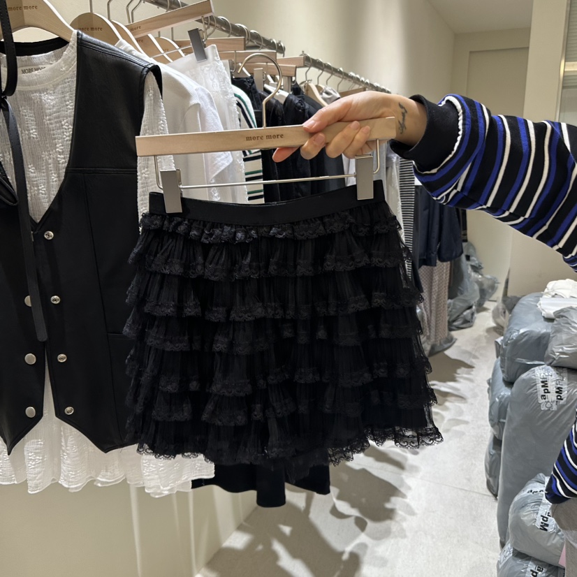 MOREMORE韓國㊣直郵東大門代購女裝新品人氣休閑推薦25春夏短褲more more短褲圖色2