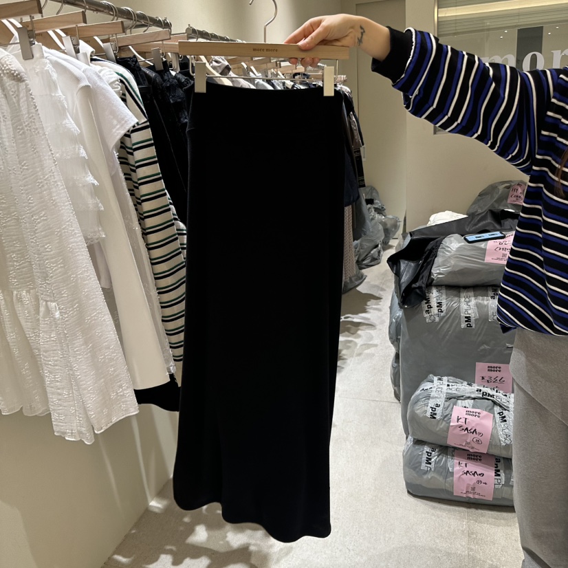 MOREMORE直郵韓國代購㊣女裝新品時尚熱賣推薦25春夏職業長裙more more長裙圖色2