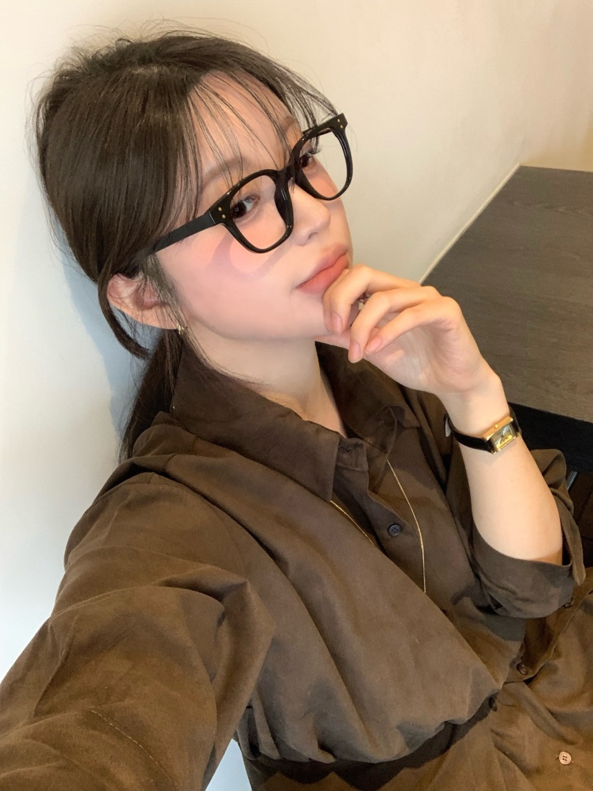 BONHEUR韓國直郵㊣女裝新款職業休閑熱賣人氣襯衫蕾絲衫麂皮BONHEUR-2件起襯衫/蕾絲衫