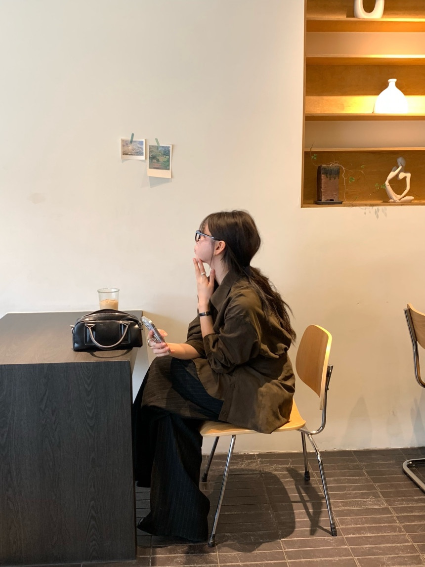 BONHEUR韓國直郵㊣女裝新款職業休閑熱賣人氣襯衫蕾絲衫麂皮BONHEUR-2件起襯衫/蕾絲衫