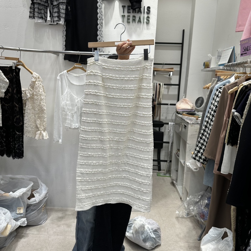 TERAIS韓國㊣直郵東大門代購女裝新款推薦人氣職業長裙荷葉邊TERAIS長裙圖色2