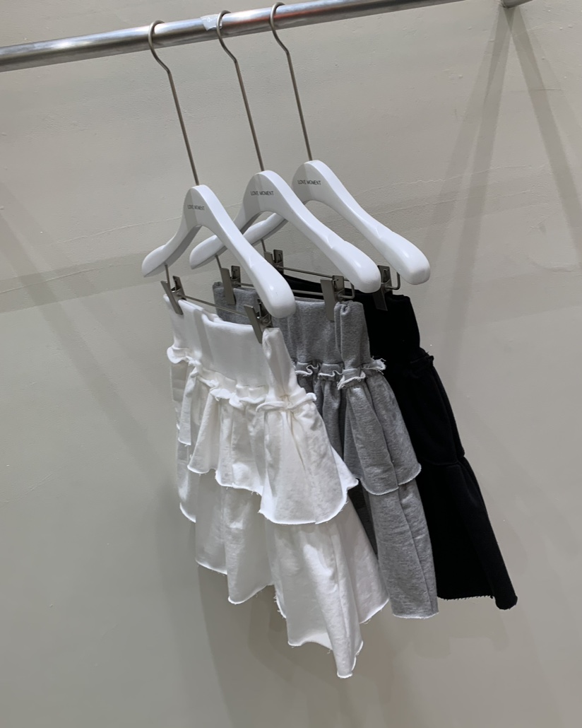 LOVE MOMENT韓國代購女裝新款真品休閑人氣職業推薦熱賣短裙LOVE MOMENT短裙