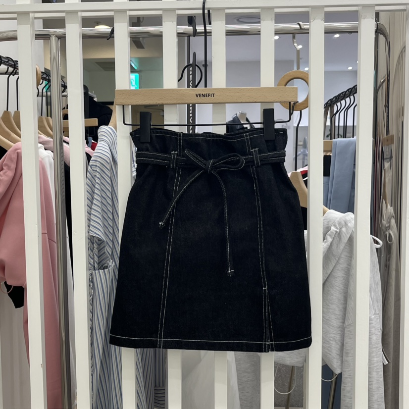 VENEFIT韓國㊣直郵東大門代購女裝新品職業推薦熱賣人氣短裙VENEFIT/JENNIE短裙