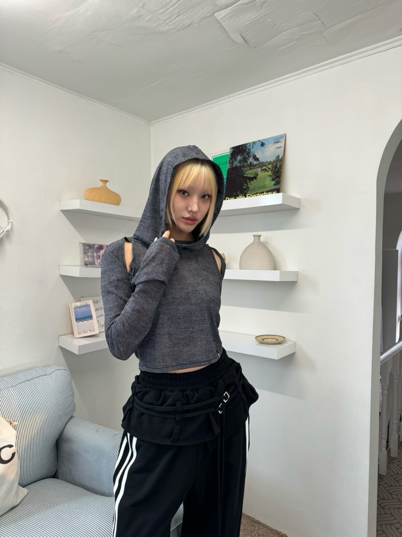 NUEUN韓國直郵㊣東大門實拍女裝新品熱賣人氣職業長袖T恤連帽NUEUN/SEEOT長袖T恤