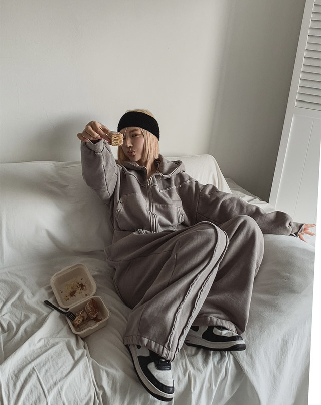 NUEUN韓國直郵㊣女裝新款25春夏職業推薦時尚休閑夾克拉鏈兜帽NUEUN/SEEOT夾克
