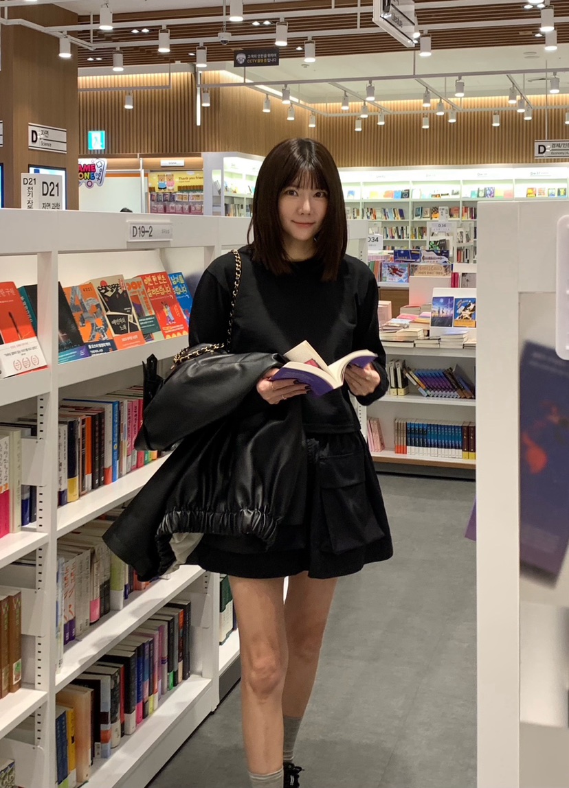 COURGETTE直郵韓國代購㊣女裝新款時尚25春夏推薦休閑長袖T恤COURGETTE長袖T恤