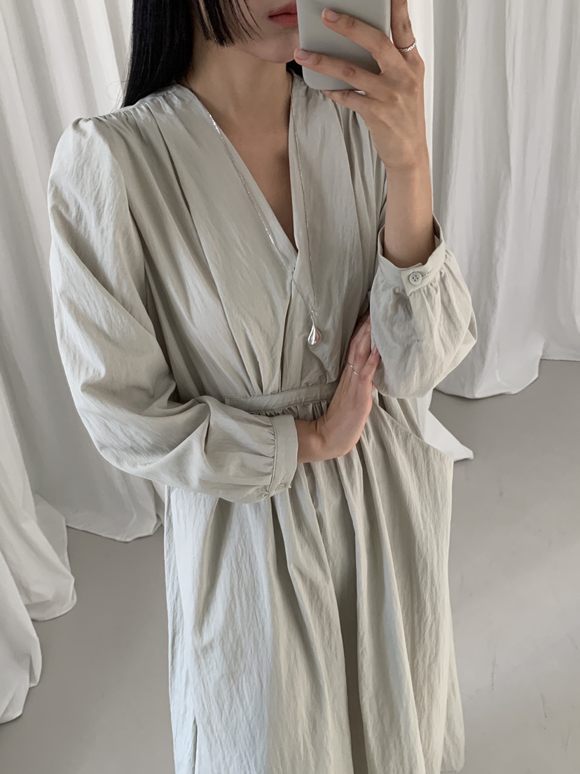 GOYOU韓國直郵㊣女裝新品人氣25春夏時尚職業推薦熱賣連衣裙de goyou連衣裙