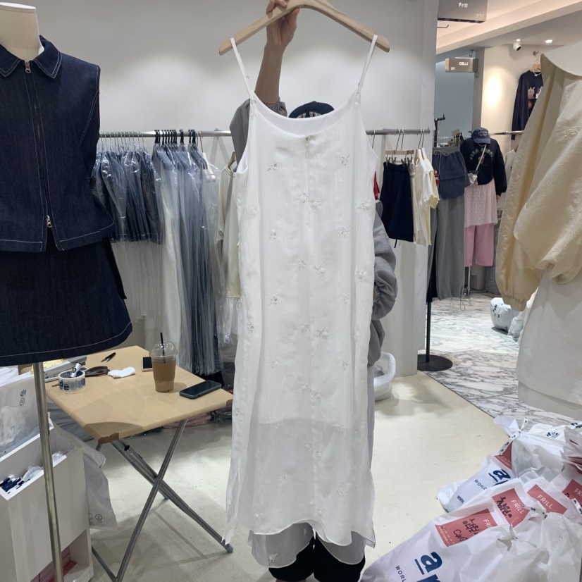 FRILL韓國直郵㊣東大門實拍女裝新品推薦職業休閑25春夏連衣裙FRILL連衣裙