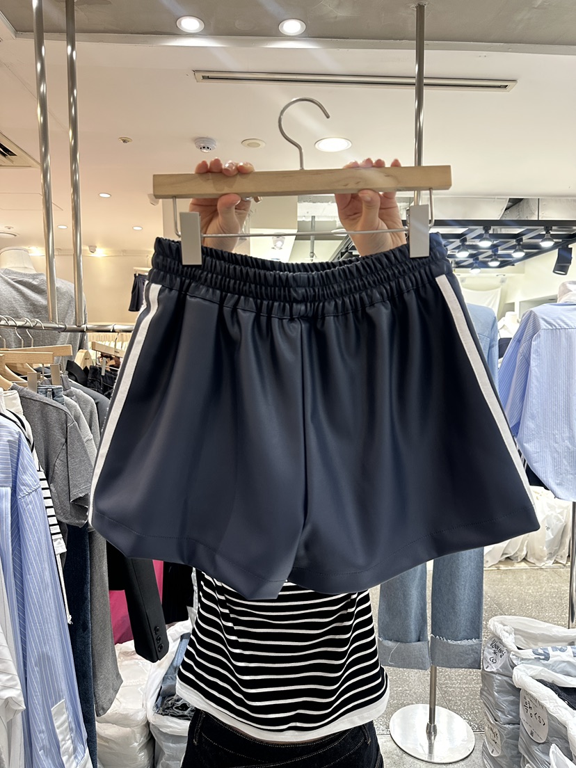 INSSENSE-A韓國㊣直郵東大門代購女裝新品時尚職業推薦短褲INSSENSE-A短褲