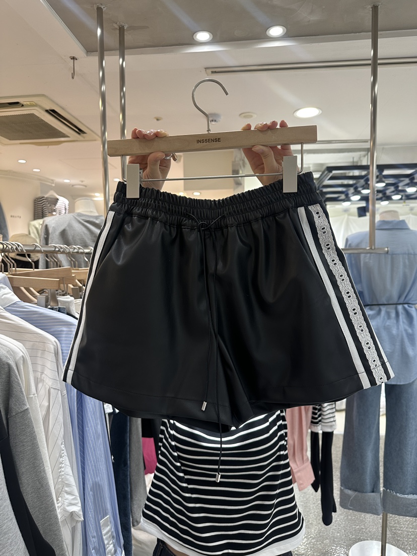 INSSENSE-A韓國㊣直郵東大門代購女裝新品時尚職業推薦短褲INSSENSE-A短褲