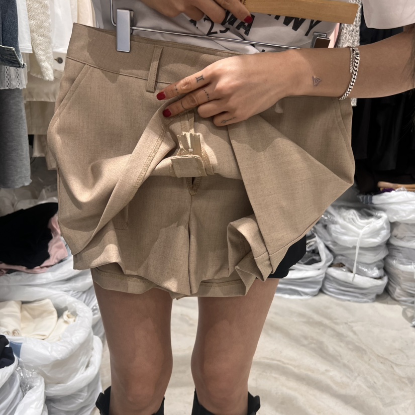 ALMOND PEPE韓國直郵㊣東大門實拍女裝新品職業時尚熱賣裙褲ALMOND PEPE裙褲