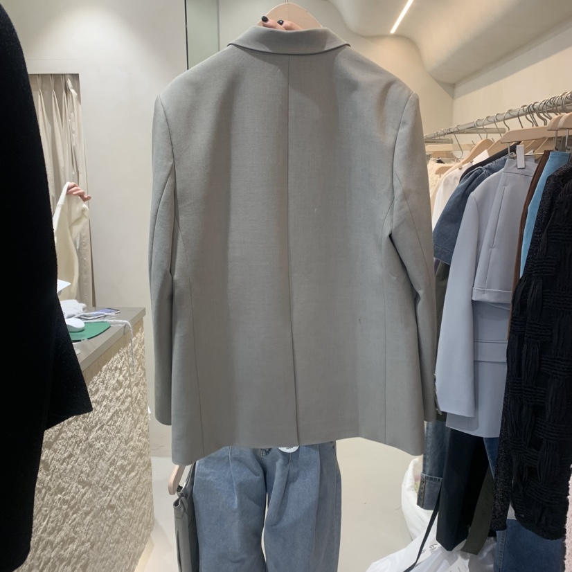 NINESQUARED韓國㊣直郵東大門代購女裝新款推薦人氣時尚夾克NINESQUARED夾克