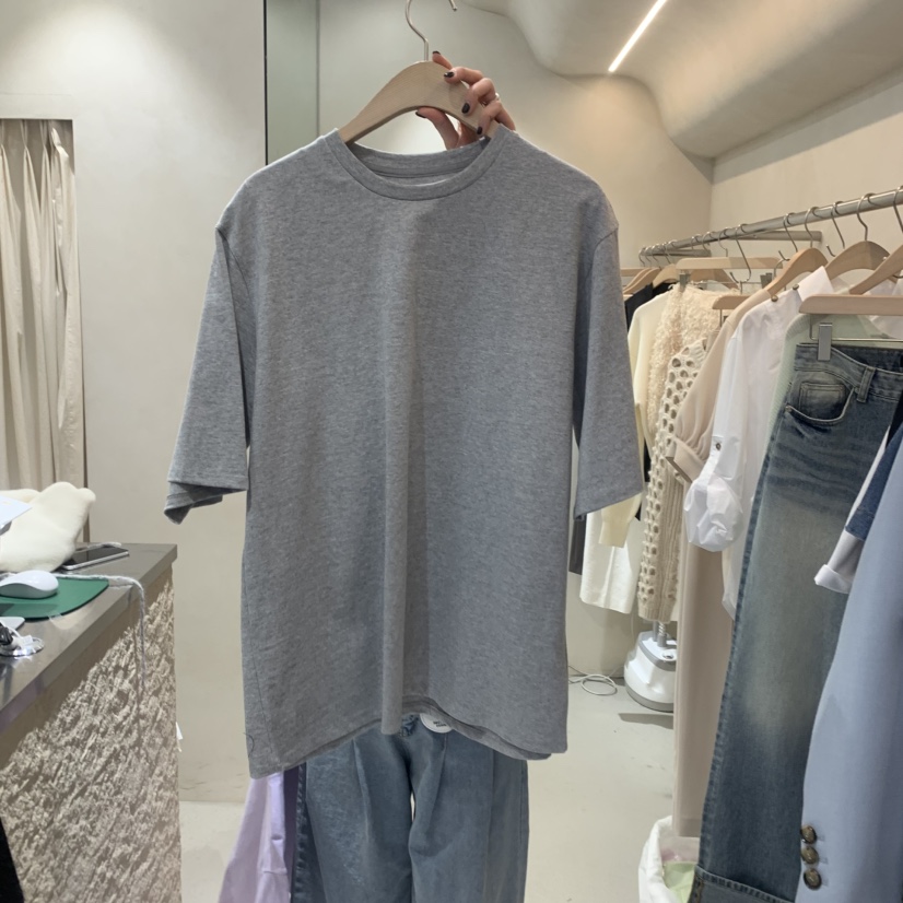 NINESQUARED韓國直郵㊣東大門實拍女裝新品人氣推薦熱賣T恤NINESQUAREDT恤圖色2