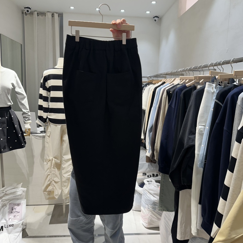 VENICE韓國直郵㊣東大門實拍女裝新款職業25春夏推薦人氣長裙VENICE長裙