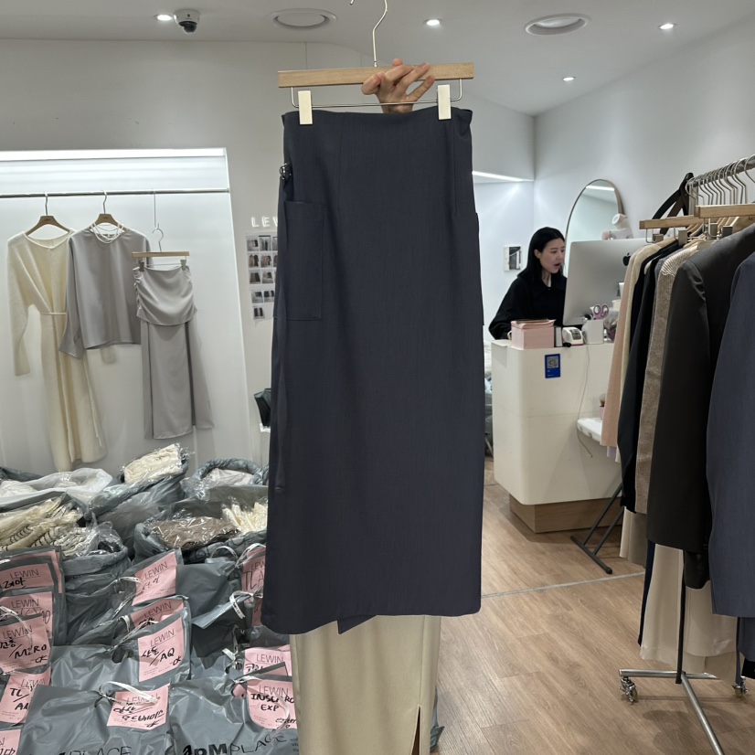 LEWIN直郵韓國代購㊣女裝新品推薦時尚職業25春夏熱賣長裙腰帶LEWIN長裙