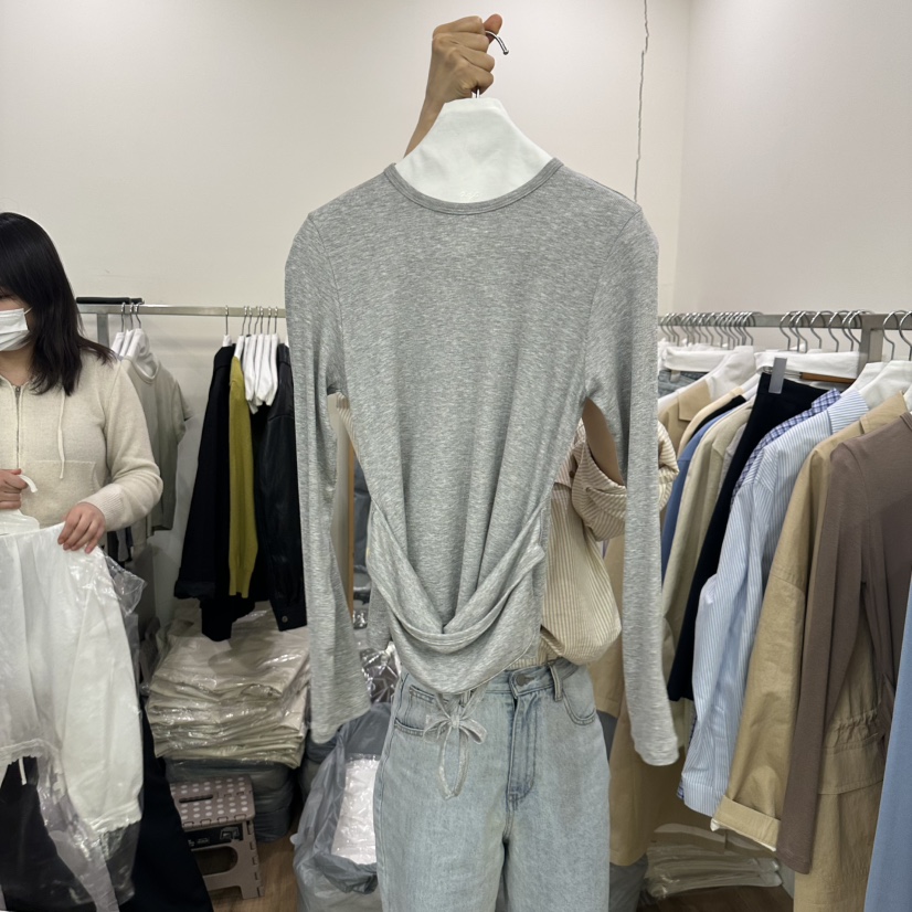 AGO東大門代購女裝新品職業真品25春夏休閑人氣時尚長袖T恤AGO長袖T恤圖色2