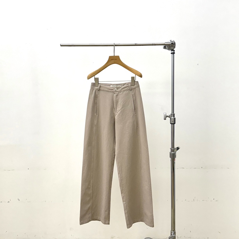 ADELINE東大門實拍女裝新品時尚職業推薦25春夏熱賣休閑褲鏤空ADELINE休閑褲圖色1