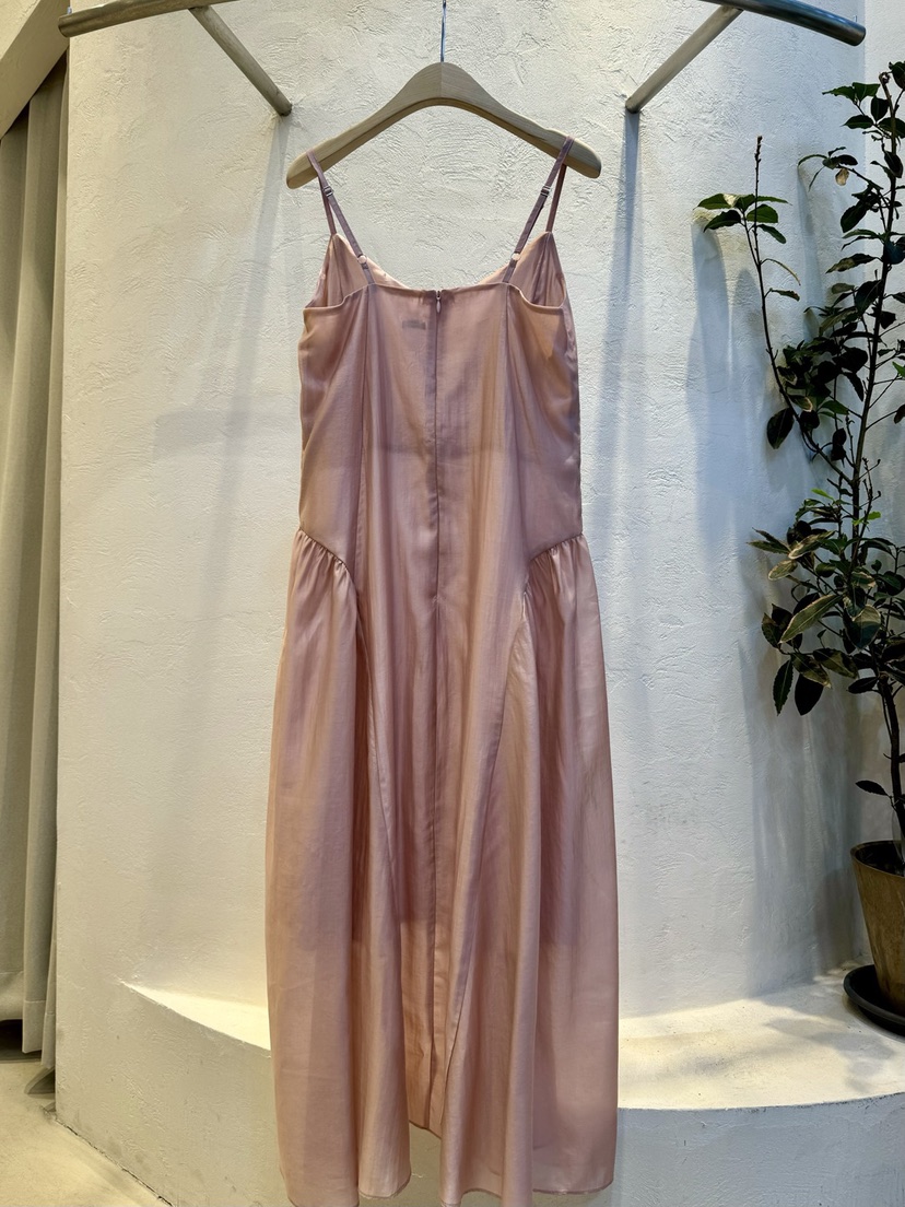 RIAH東大門代購女士新品熱賣職業25春夏時尚推薦真品連衣裙RIAH連衣裙
