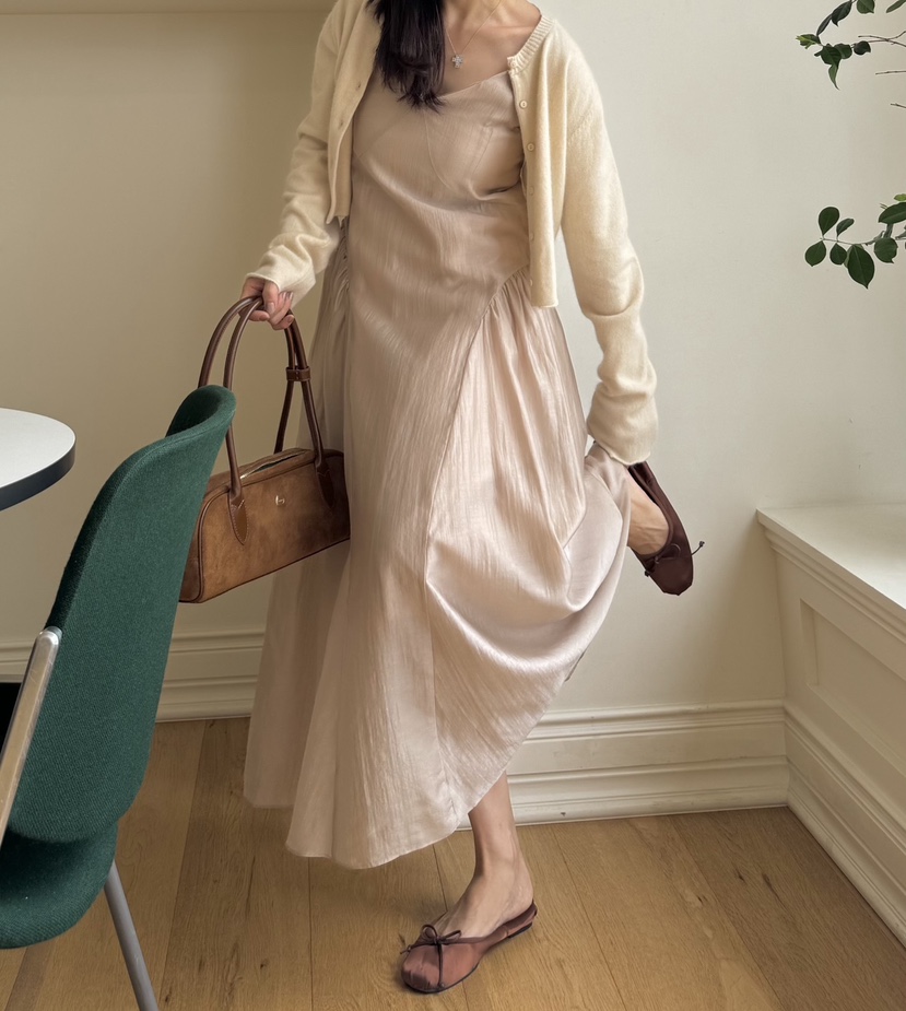 RIAH東大門代購女士新品熱賣職業25春夏時尚推薦真品連衣裙RIAH連衣裙
