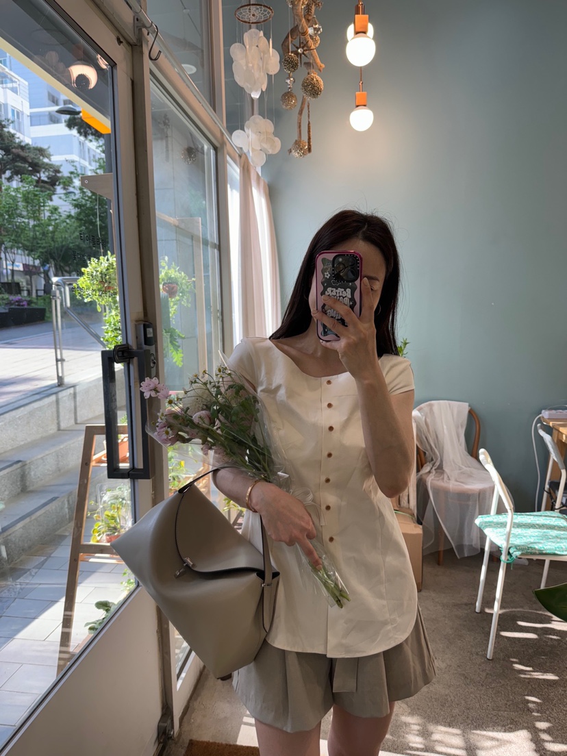 RIAH東大門實拍女裝新款職業25春夏人氣時尚襯衫蕾絲衫打折RIAH襯衫/蕾絲衫