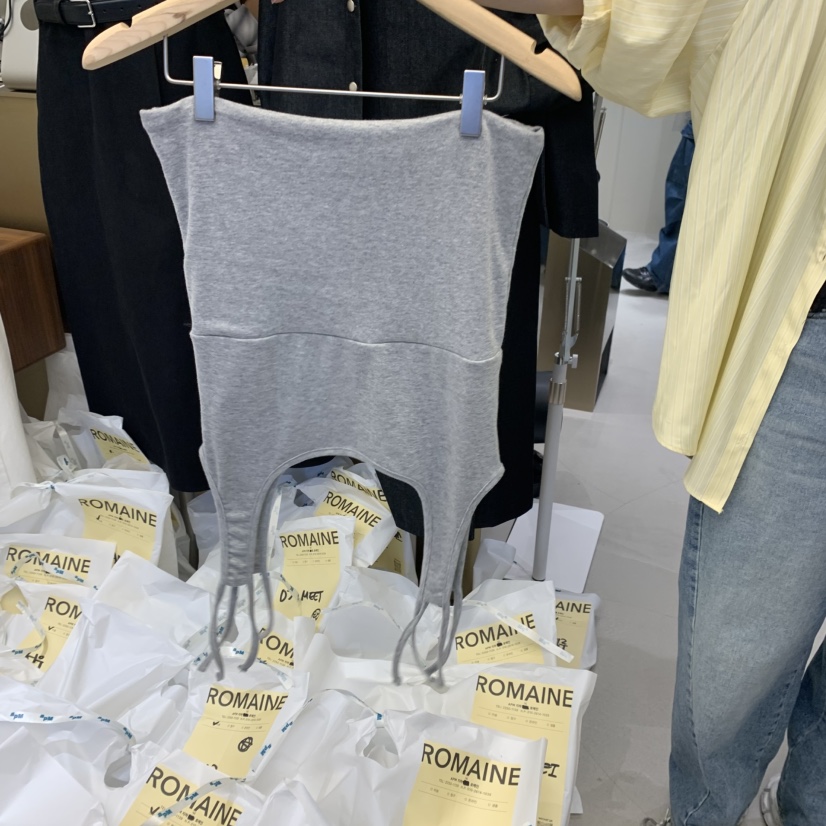 ROMAINE直郵韓國代購㊣女裝新款人氣25春夏推薦吊帶背心柔軟ROMAINE吊帶/背心圖色2