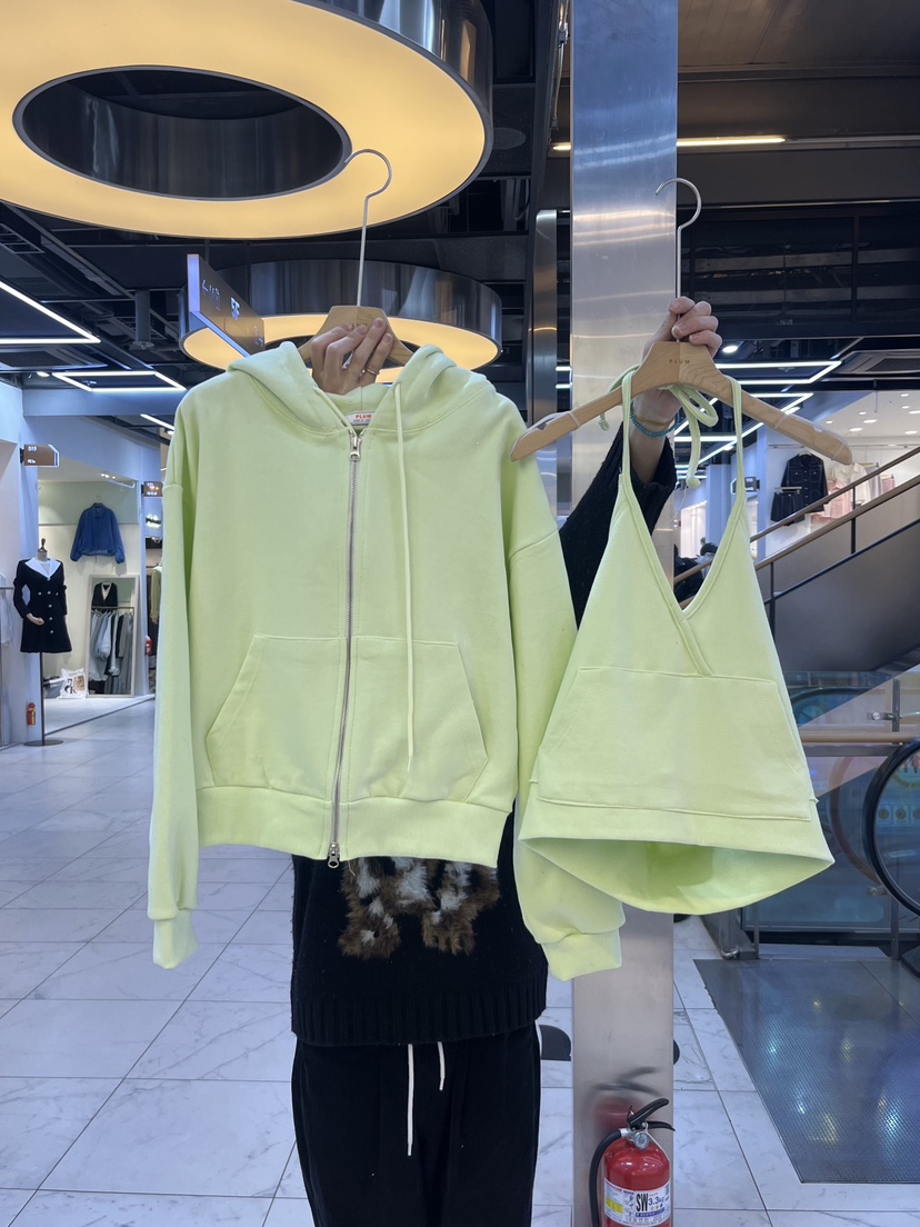 PLUM-q直郵韓國代購㊣女裝新品休閑人氣時尚推薦熱賣套裝連帽PLUM套裝圖色1