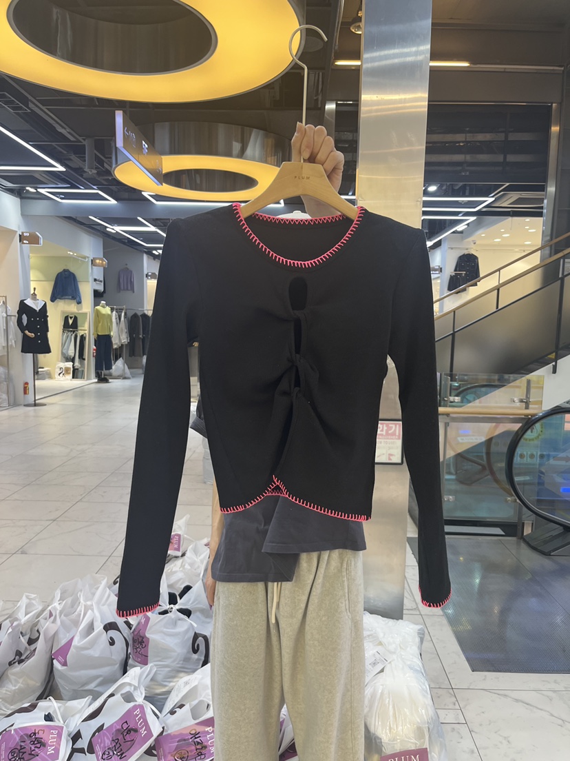 PLUM-q韓國㊣直郵東大門代購女裝新款熱賣休閑時尚長袖T恤PLUM長袖T恤圖色2
