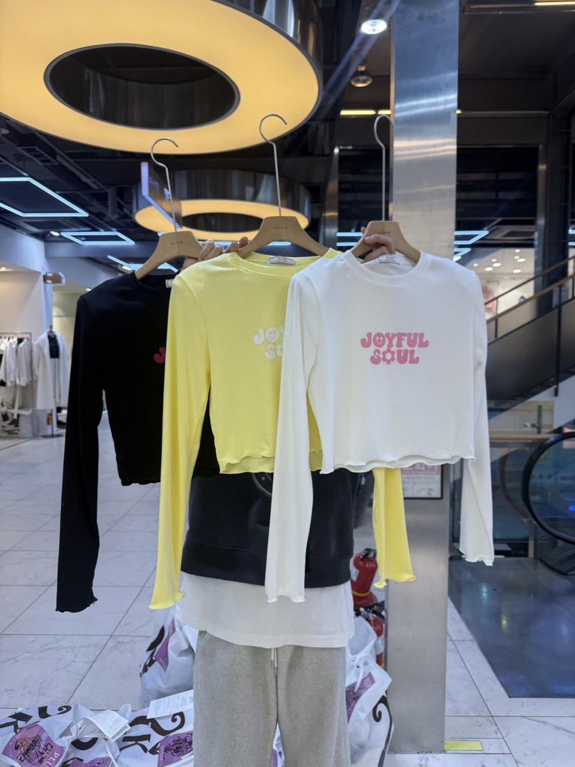 PLUM-q韓國直郵㊣女裝新品熱賣休閑職業時尚推薦人氣長袖T恤PLUM長袖T恤