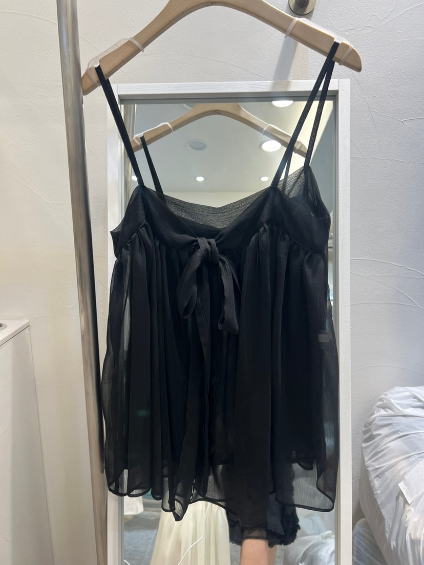 ROU.TINE韓國直郵㊣女裝新品時尚人氣休閑職業吊帶背心褶皺ROU.TINE吊帶/背心圖色3