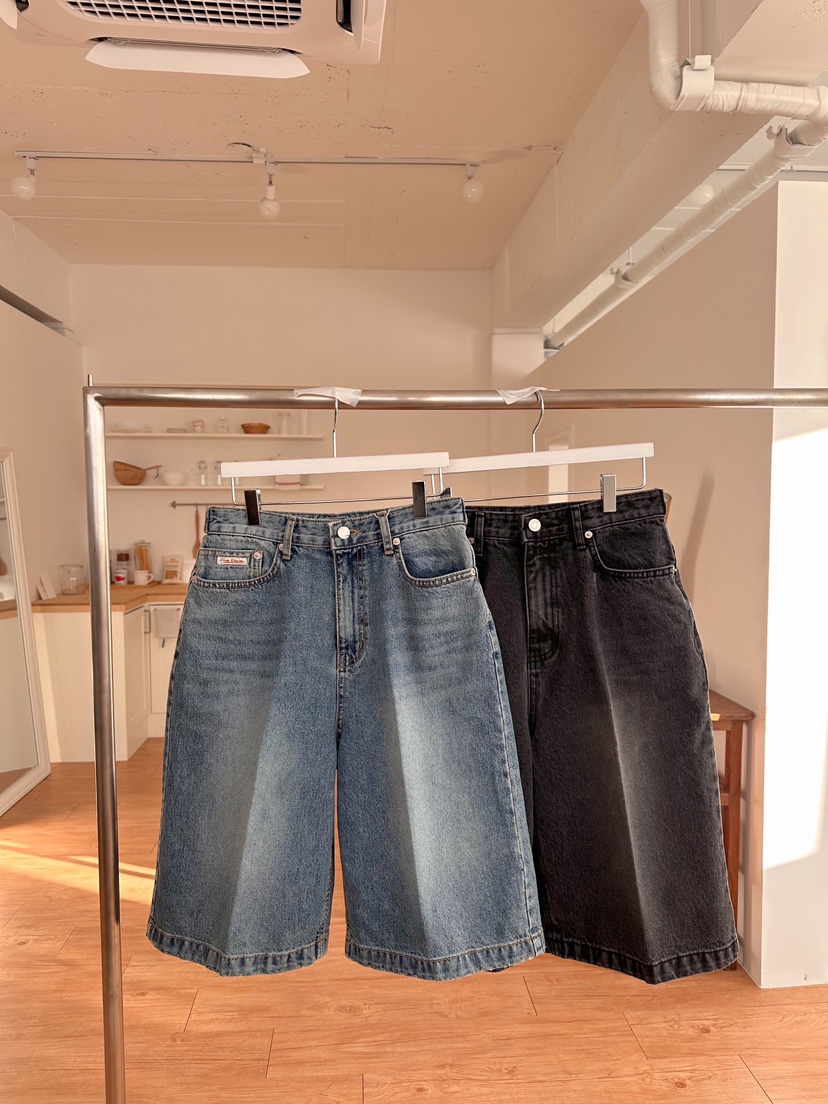 FORMSTUDIO東大門實拍女士新品時尚人氣職業真品熱賣短褲喇叭FORMSTUDIO短褲