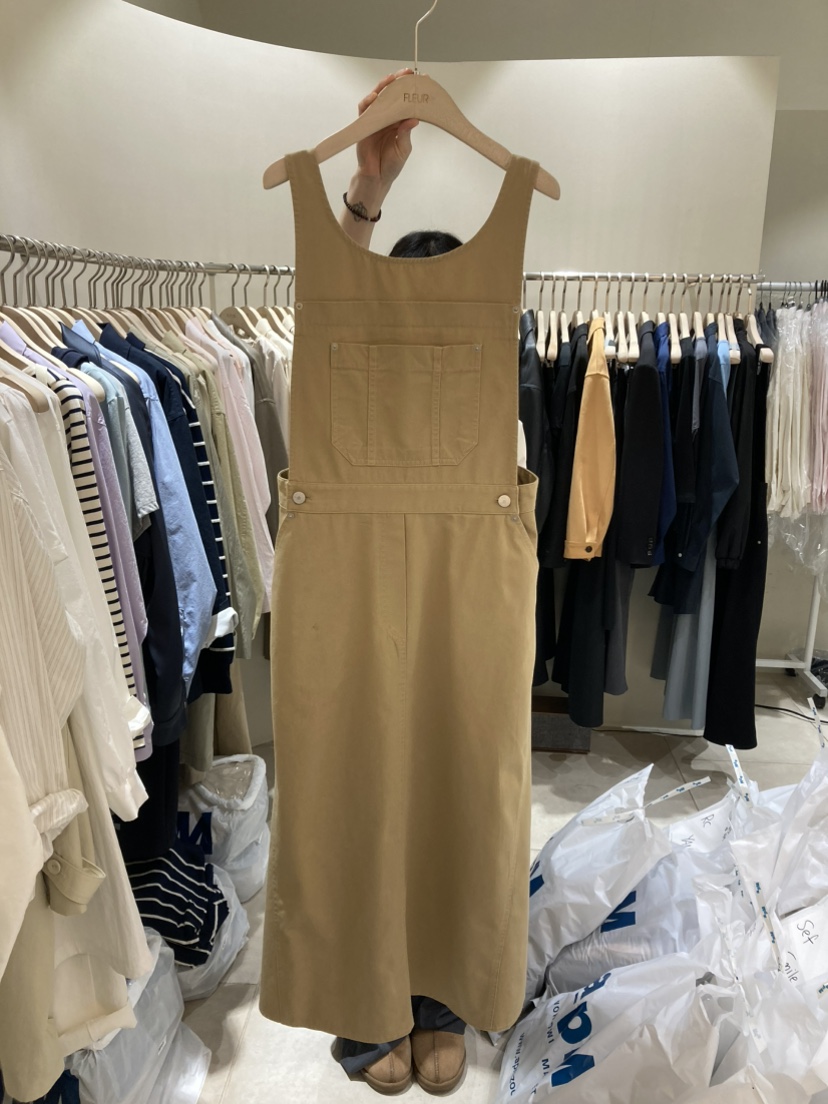 FLEUR-P東大門代購女裝新品真品推薦熱賣時尚休閑25春夏背帶褲FLEUR背帶褲圖色2