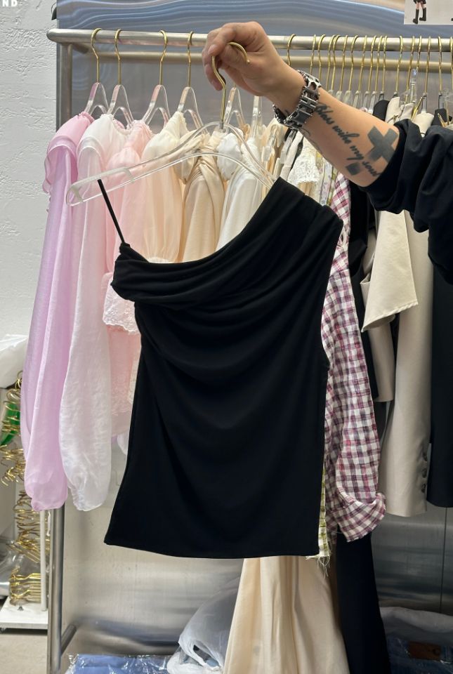 CHARLES THE SECOND韓國㊣直郵東大門代購女裝新品25春夏吊帶背心褶皺CHARLES THE SECOND/CHEAP-CHIC吊帶/背心