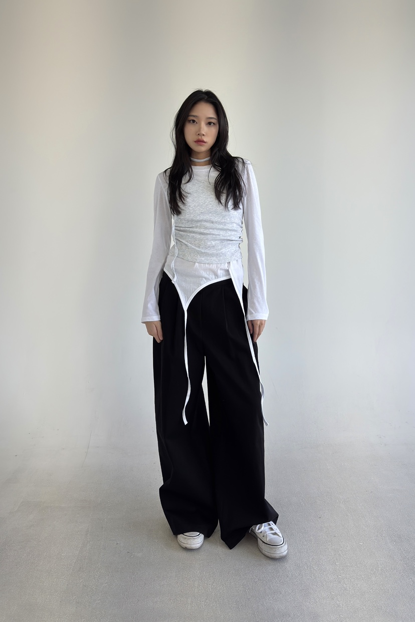 NOV7韓國㊣直郵東大門代購女裝新品時尚休閑25春夏吊帶背心the ebony eyes/NOV7吊帶/背心