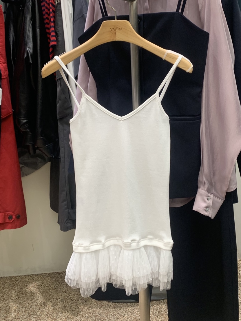VAARA直郵韓國代購㊣女裝新品職業休閑25春夏時尚推薦吊帶背心VAARA吊帶/背心圖色2