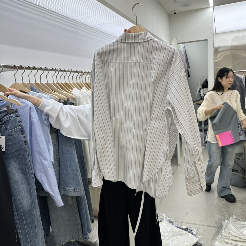 MIXXIN直郵韓國代購㊣女裝新款人氣熱賣職業25春夏襯衫蕾絲衫MIXXIN襯衫/蕾絲衫