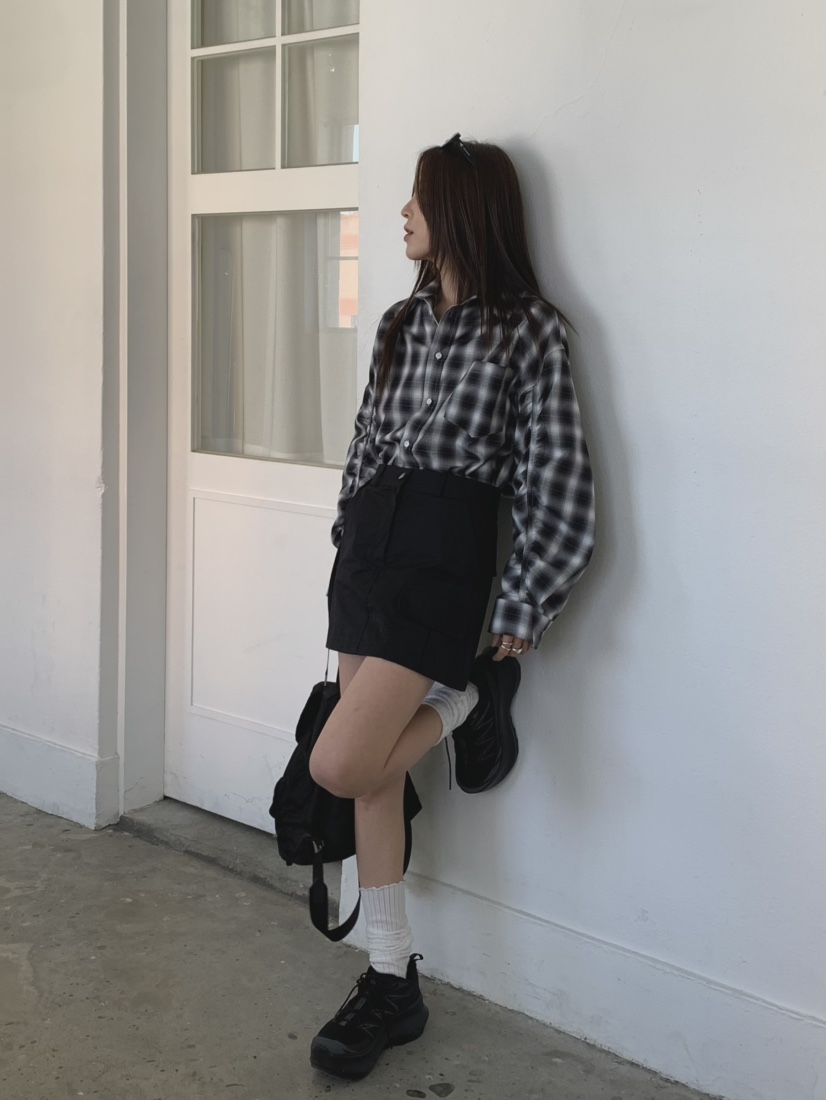 MONDAYMORING韓國直郵女裝新品推薦真品職業襯衫蕾絲衫格紋MONDAYMORING襯衫/蕾絲衫