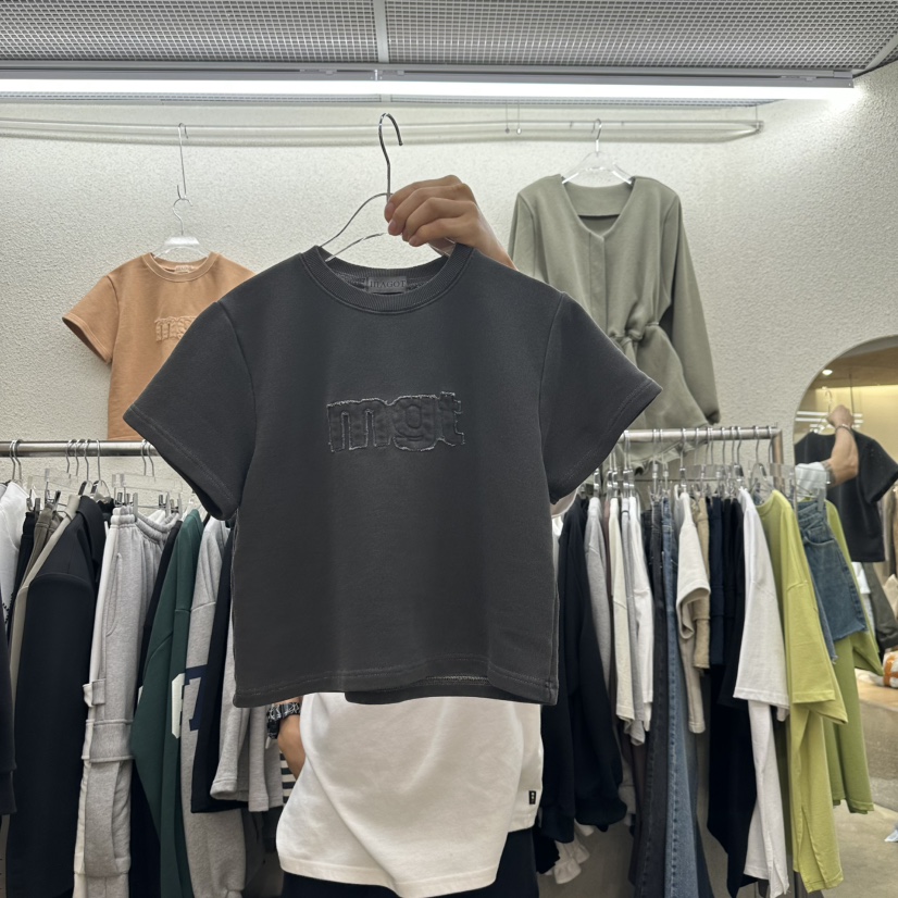 MAGOT韓國代購女裝新品推薦真品人氣時尚職業熱賣25春夏T恤IIIΛGOT/MAGOTT恤圖色2