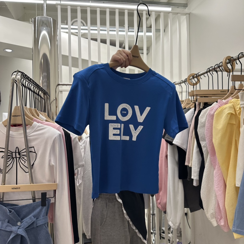 VENEFIT韓國㊣直郵東大門代購女裝新品25春夏時尚推薦休閑T恤VENEFIT/JENNIET恤圖色2