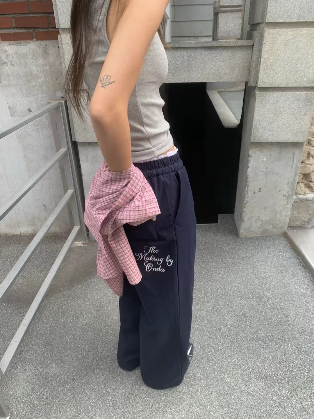 ONDA韓國直郵㊣東大門實拍女裝新款熱賣職業休閑休閑褲刺繡ONDA休閑褲