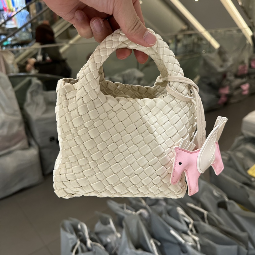 DONNA 8韓國直郵㊣東大門實拍女裝新品人氣單肩斜跨包不含飾品DONNA 8單肩/斜跨包圖色3