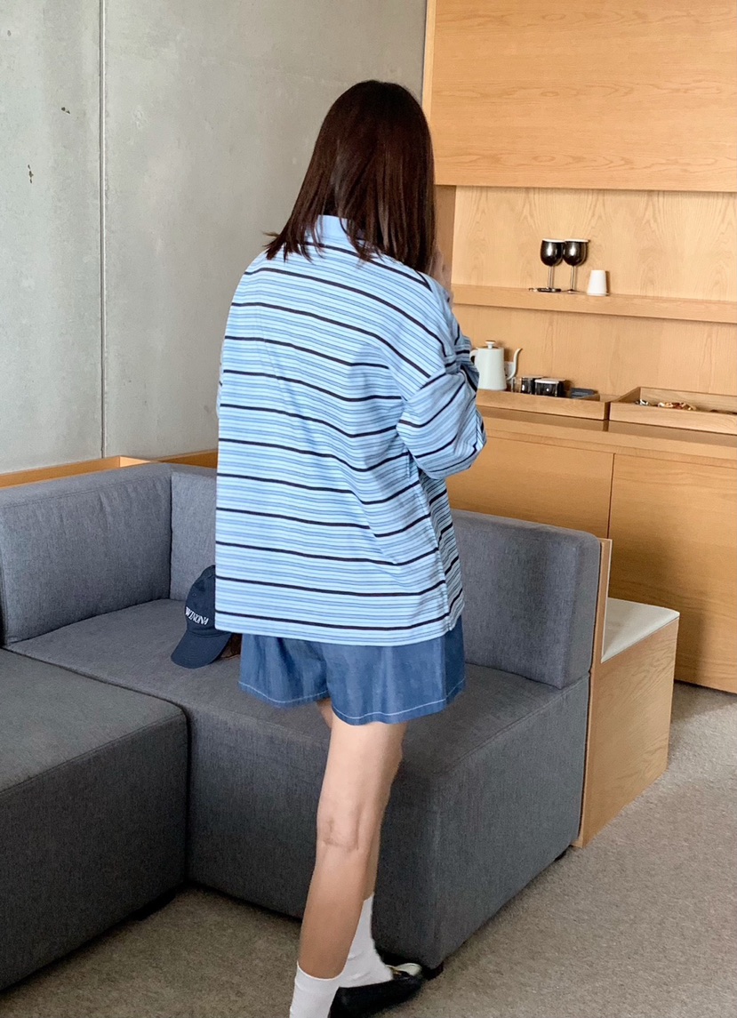 COURGETTE韓國直郵㊣東大門實拍女裝新品熱賣襯衫蕾絲衫男女同款COURGETTE襯衫/蕾絲衫