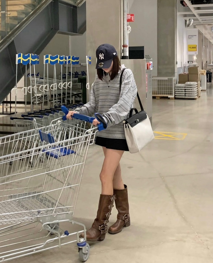 COURGETTE韓國直郵㊣東大門實拍女裝新品熱賣襯衫蕾絲衫男女同款COURGETTE襯衫/蕾絲衫