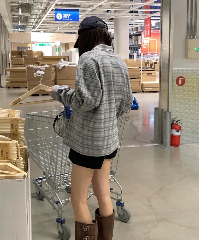 COURGETTE韓國直郵㊣東大門實拍女裝新品熱賣襯衫蕾絲衫男女同款COURGETTE襯衫/蕾絲衫