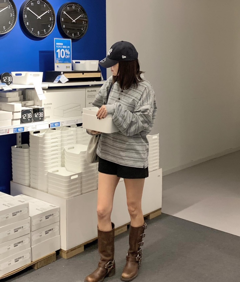 COURGETTE韓國直郵㊣東大門實拍女裝新品熱賣襯衫蕾絲衫男女同款COURGETTE襯衫/蕾絲衫