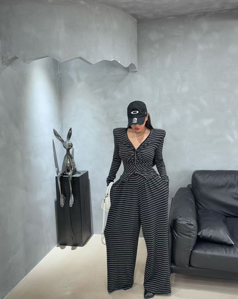 BLACK BABI韓國㊣直郵東大門代購女裝新品時尚熱賣職業套裝BLACK BABI套裝